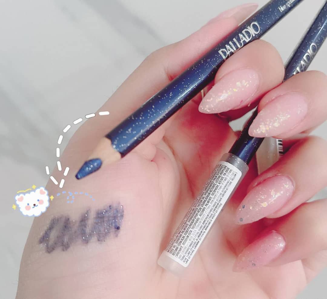 خط چشم شاین دار آبی