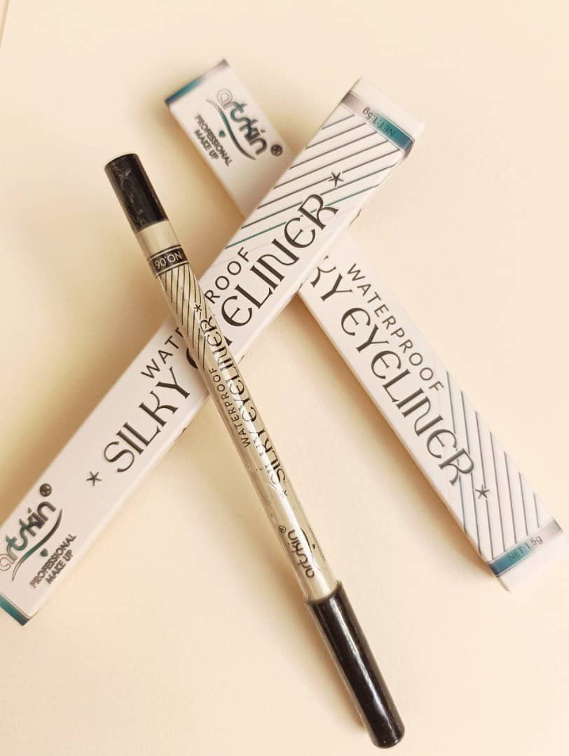 مداد چشم ضدآب ابریشمی آرتاسکین (ArtSkin Silky Eyeliner)