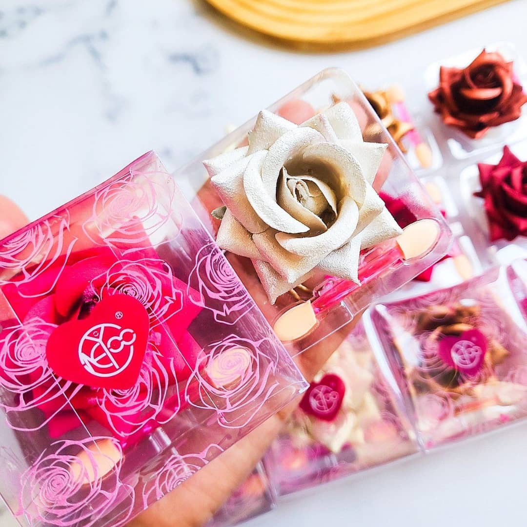 هایلایتر و رژگونه طرح گل اورجینال ONETIOO - Image 2