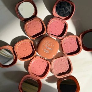 رژگونه آرتاسکین ماه و ستاره